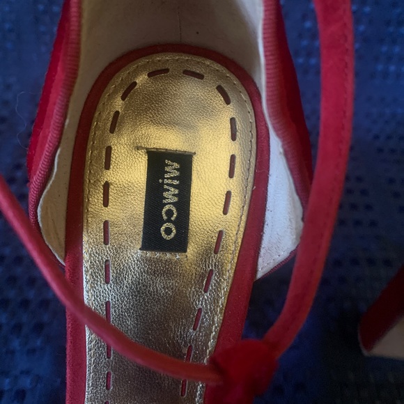 Mimco cherry red ‘Stolen Treasures’ sky high platform sandal heels barely worn. - Picture 5 of 6